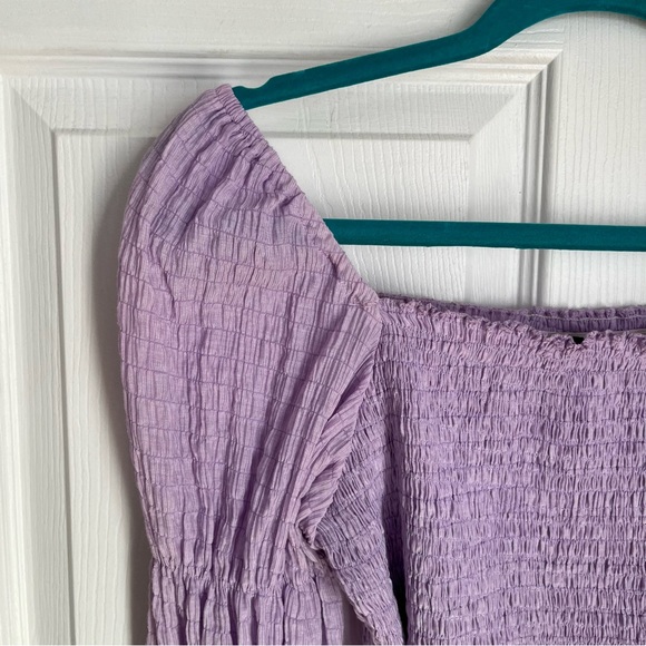 SMOCKED CROPPED TOP IN LAVENDER - Picture 5 of 12